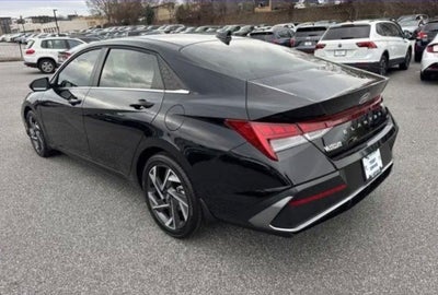 2025 Hyundai Elantra Hybrid Limited