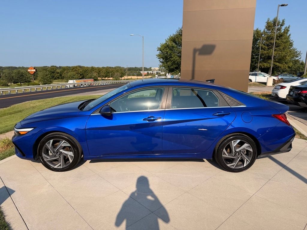 2024 Hyundai Elantra Hybrid Limited
