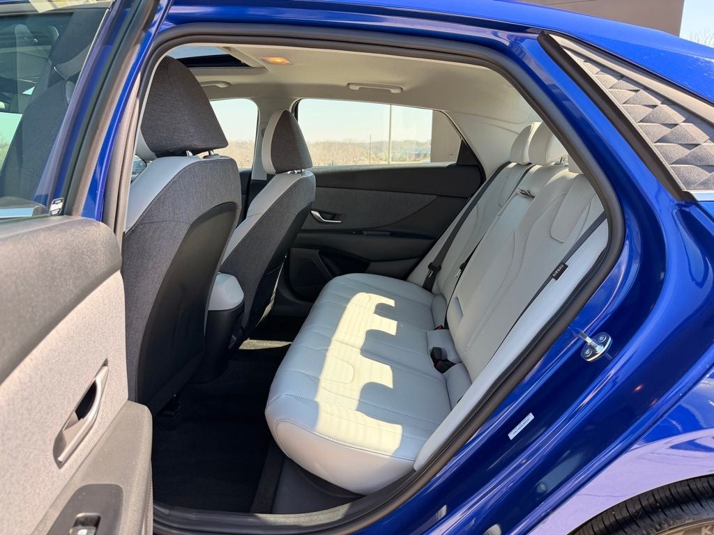 2025 Hyundai Elantra Limited