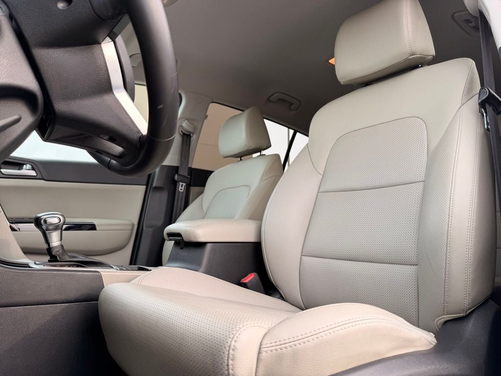 2020 Kia Sportage EX