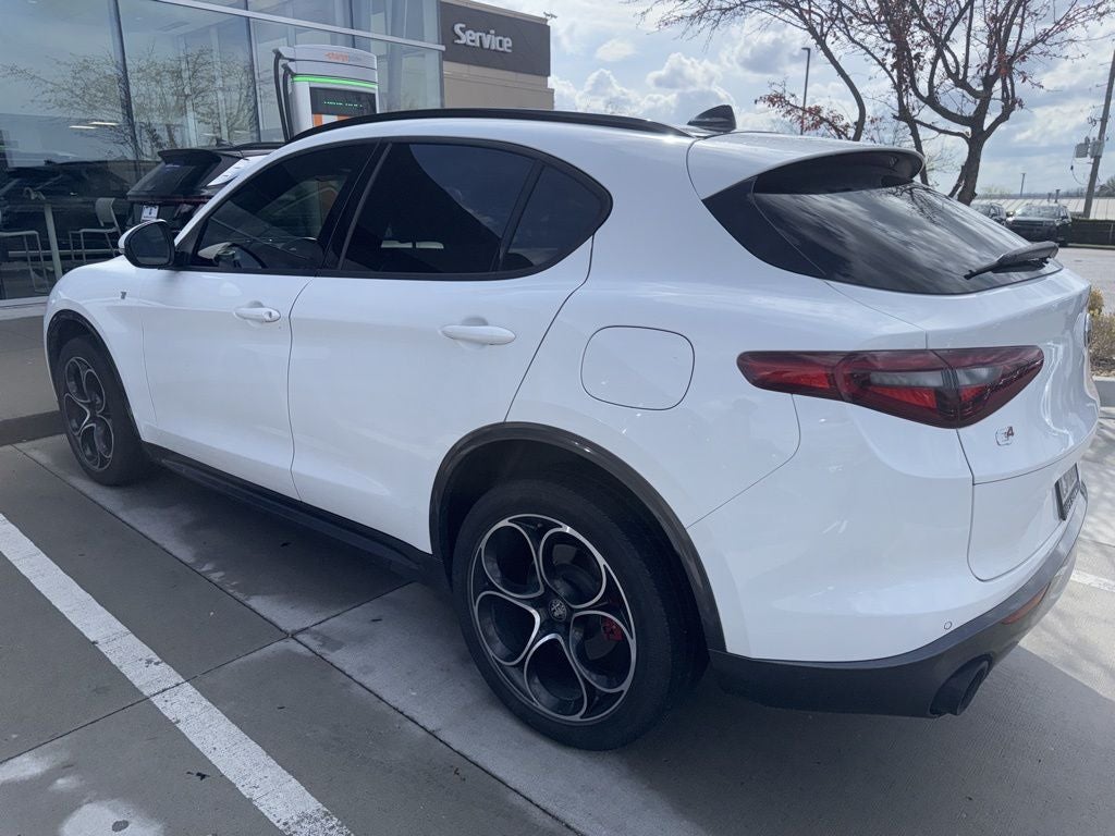 2022 Alfa Romeo Stelvio Ti