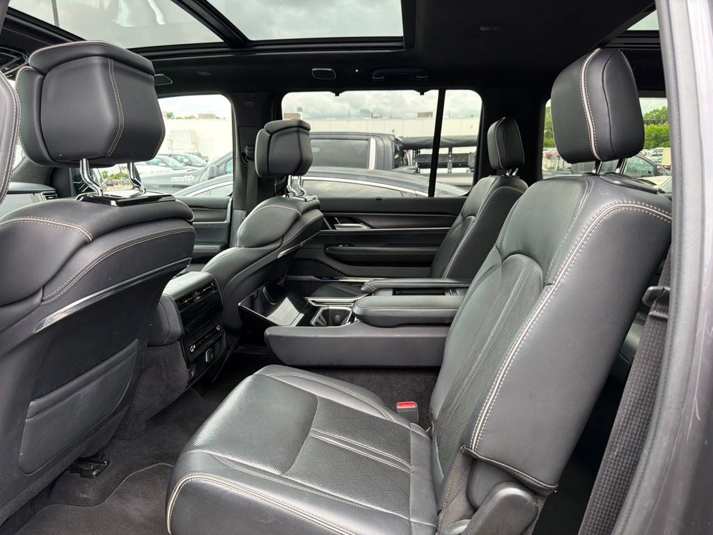 2024 Jeep Grand Wagoneer L Series II OBSIDIAN