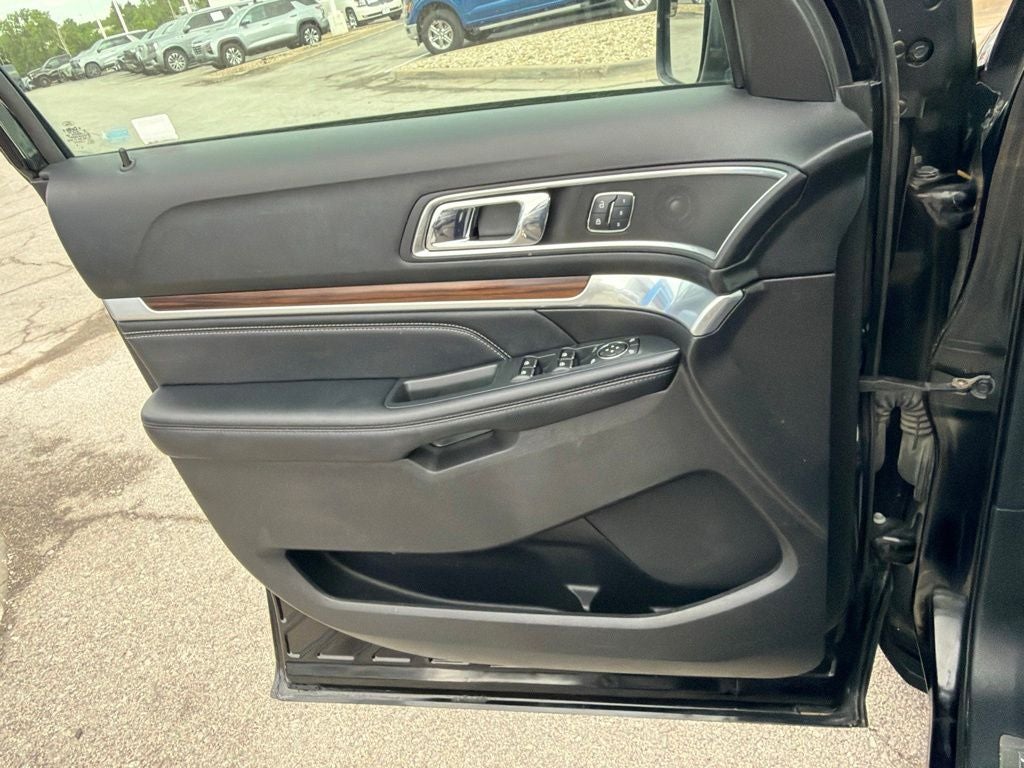 2017 Ford Explorer Limited
