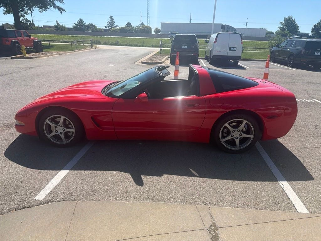 2004 Chevrolet Corvette Base