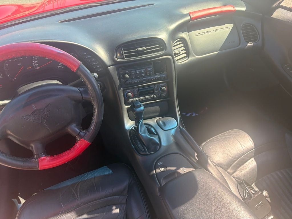 2004 Chevrolet Corvette Base
