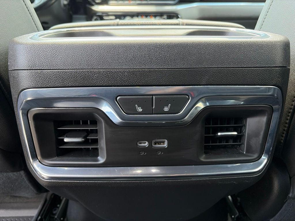 2024 Chevrolet Silverado 3500HD High Country DRW