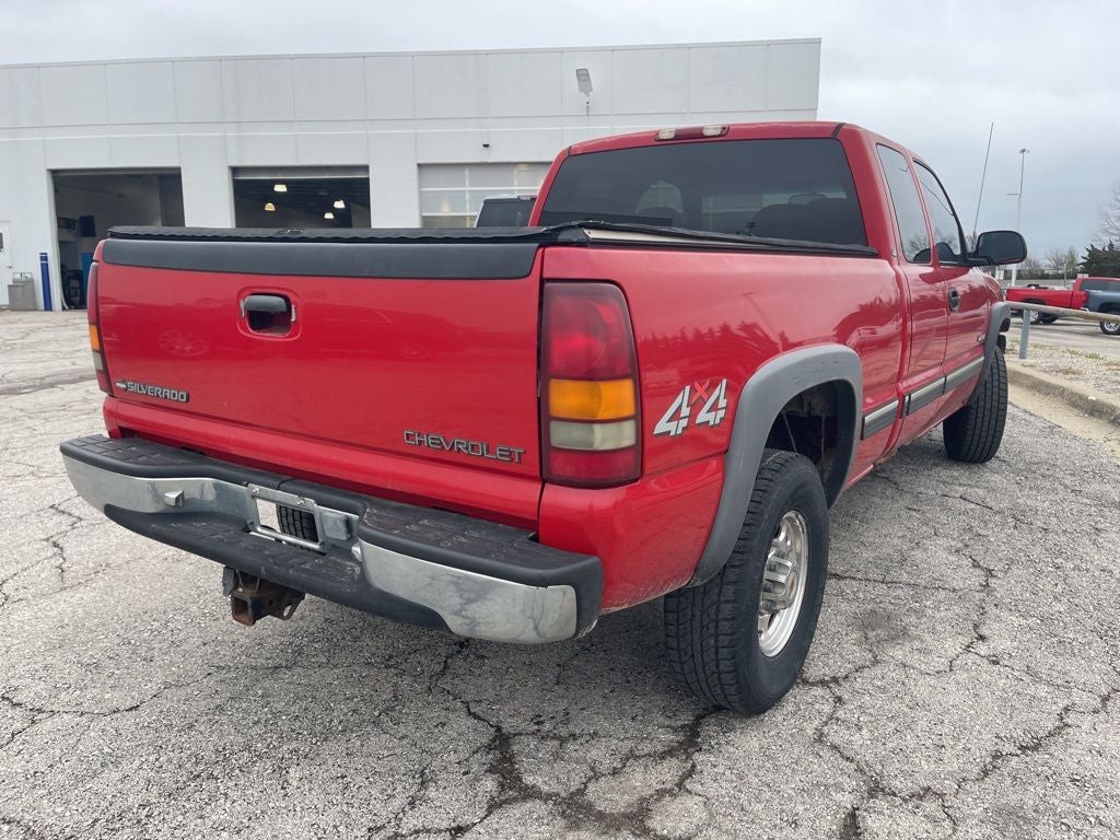 2000 Chevrolet Silverado 2500 LS