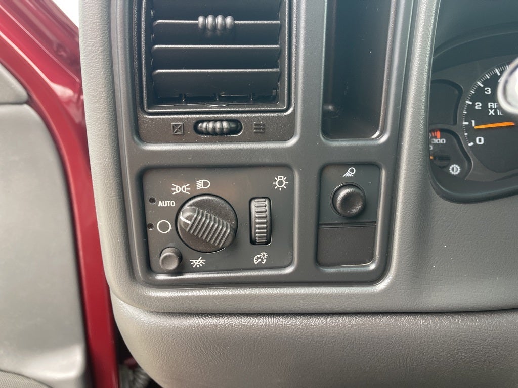 2003 Chevrolet Silverado 2500HD LS