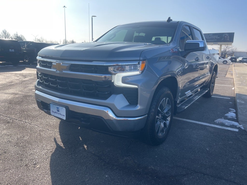 2024 Chevrolet Silverado 1500 LT LT1