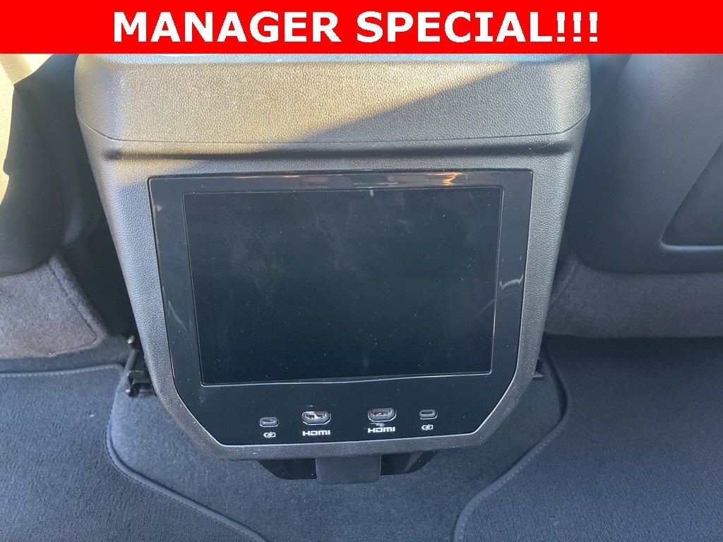 2025 GMC Yukon XL AT4 Ultimate