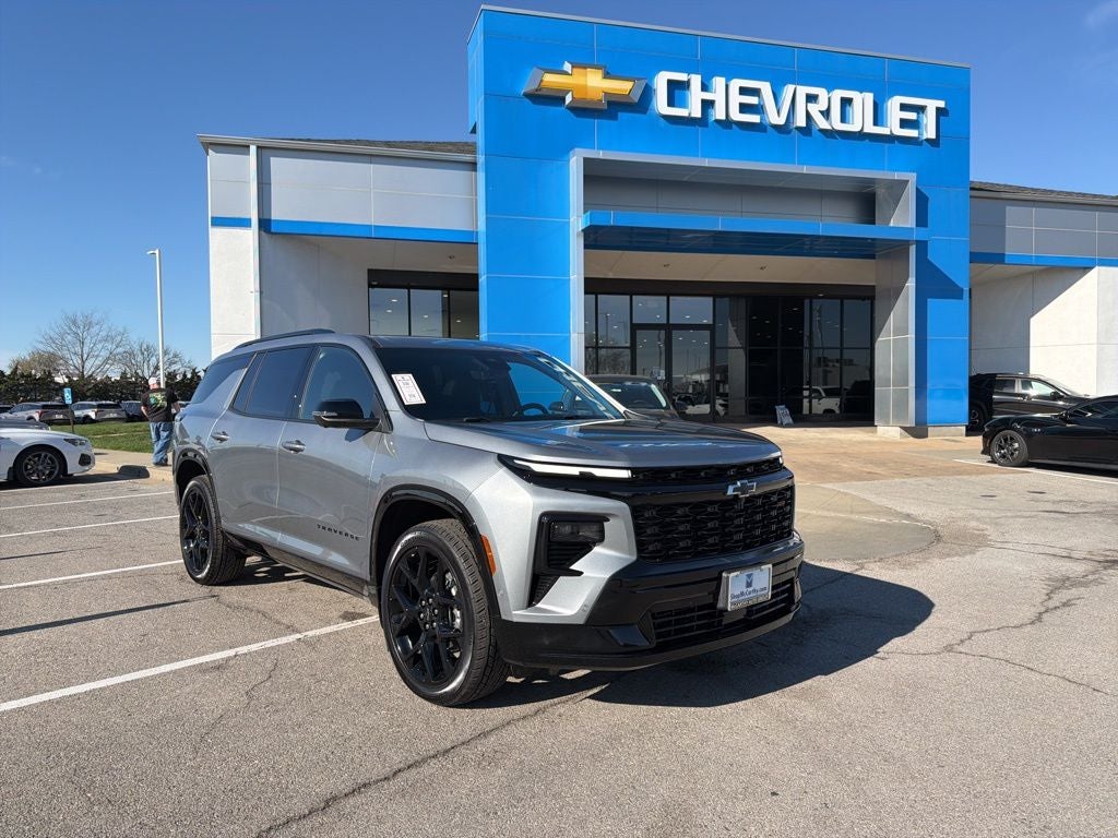2025 Chevrolet Traverse RS