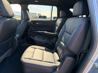 2025 Chevrolet Traverse RS