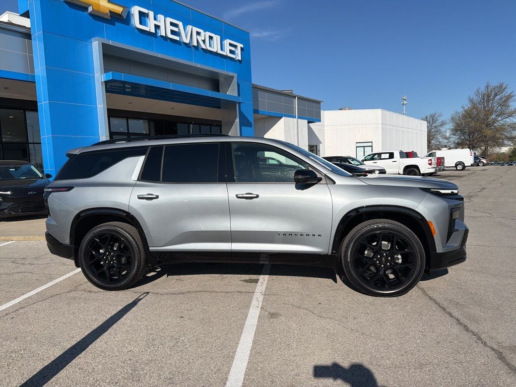 2025 Chevrolet Traverse RS