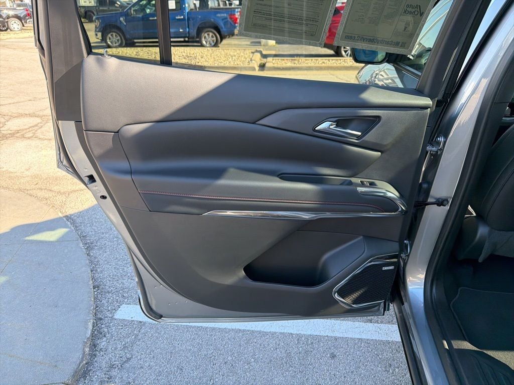 2025 Chevrolet Traverse RS