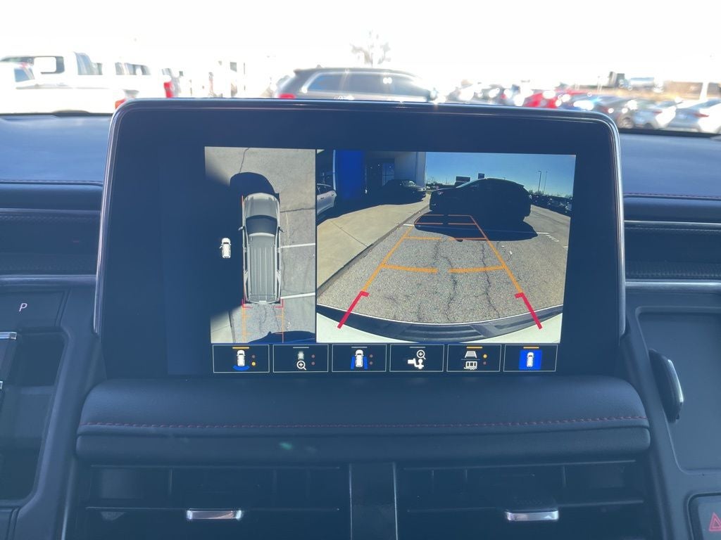 2024 Chevrolet Suburban RST