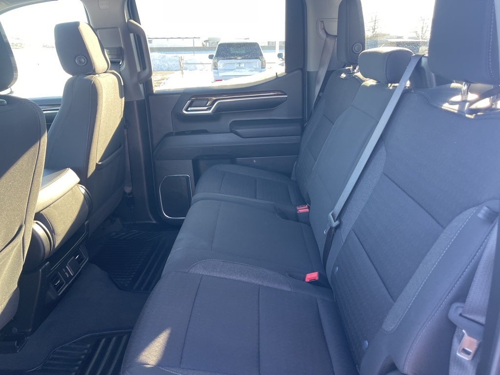 2024 GMC Sierra 1500 SLE