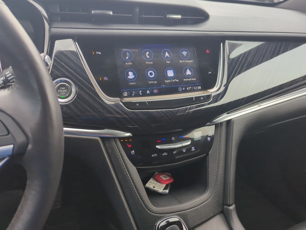 2025 Cadillac XT6 Premium Luxury