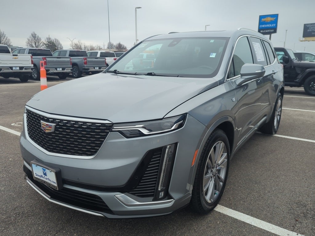 2025 Cadillac XT6 Premium Luxury