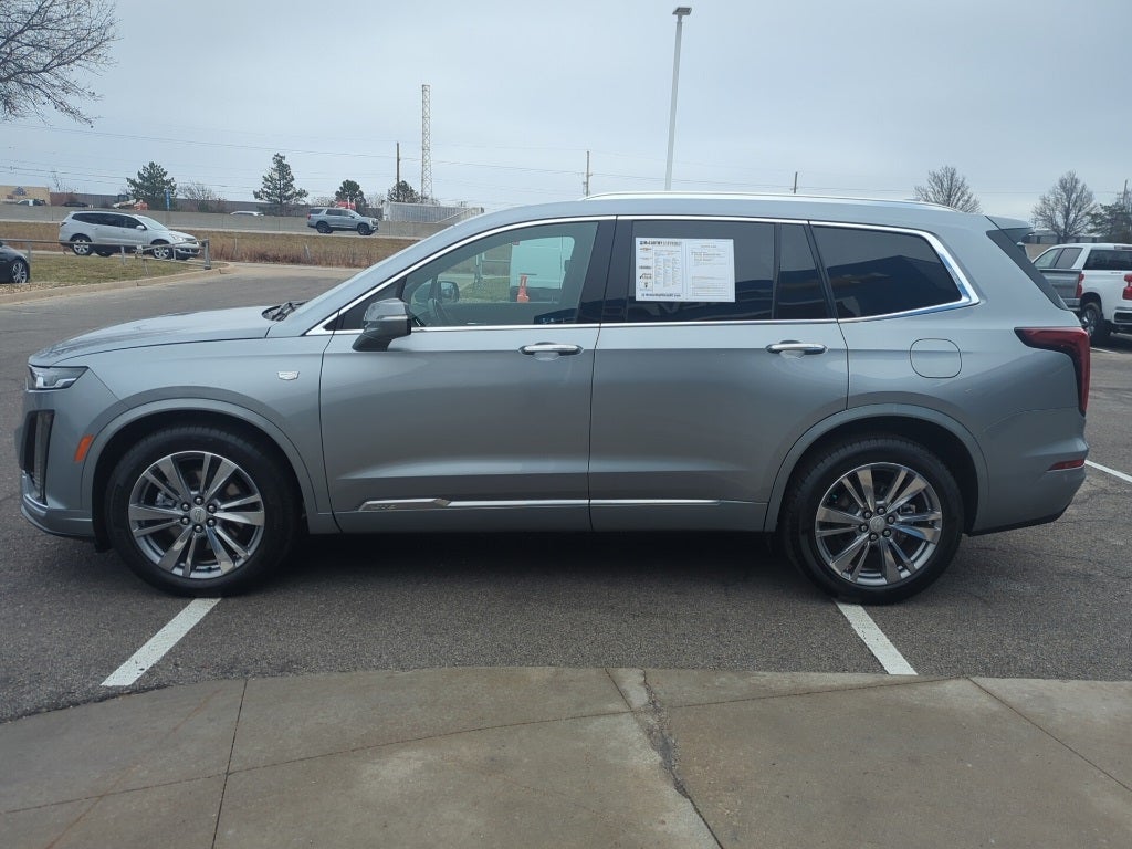 2025 Cadillac XT6 Premium Luxury