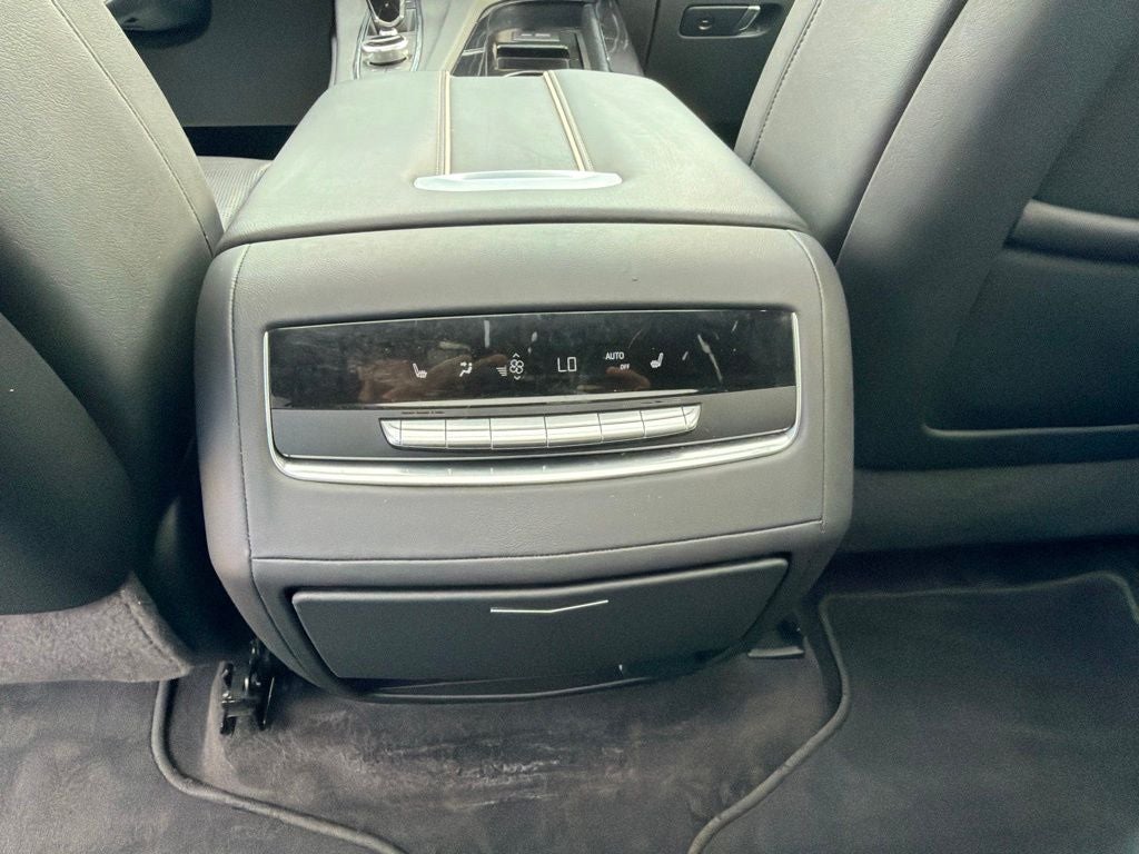 2024 Cadillac Escalade Sport