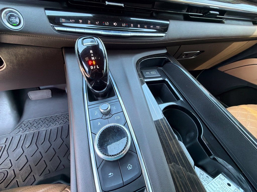 2022 Cadillac Escalade Sport