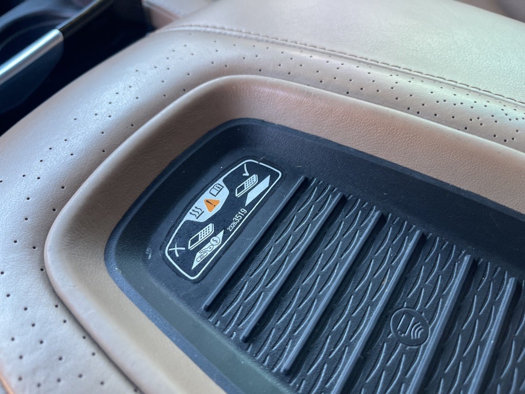 2019 Cadillac Escalade ESV Platinum Edition