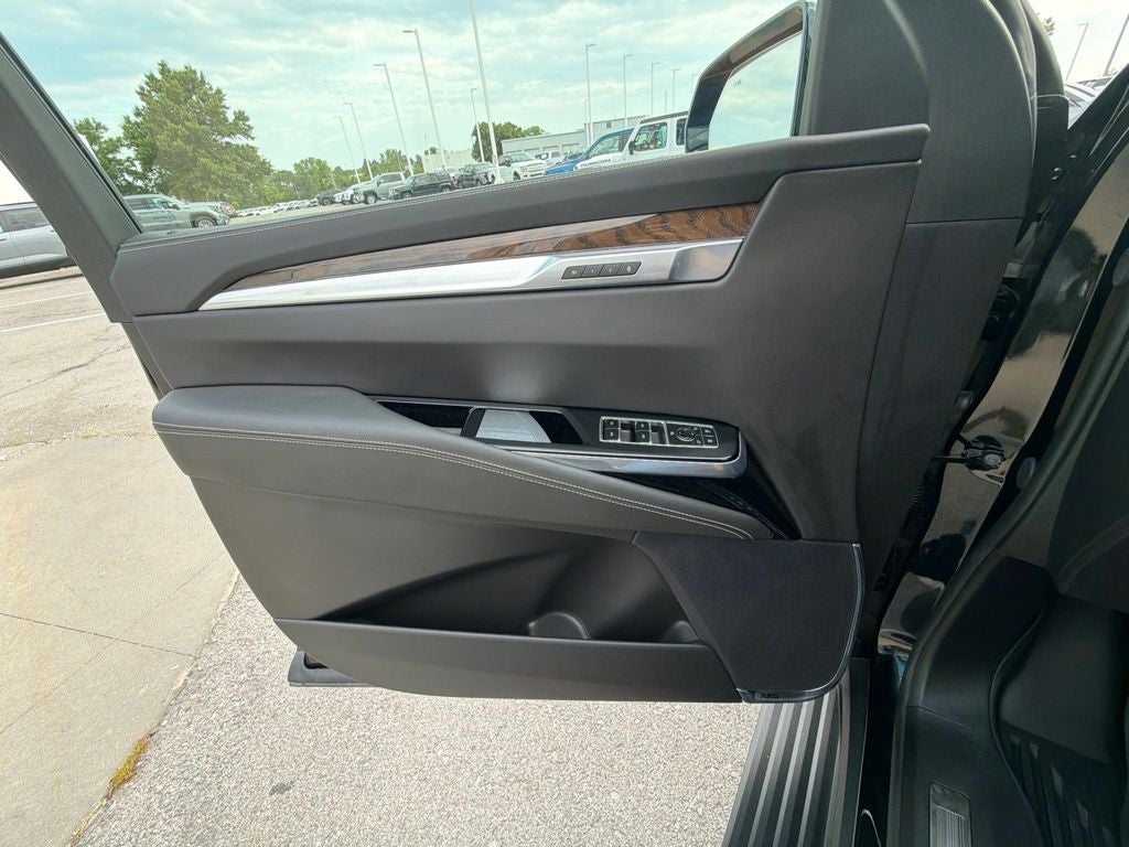 2025 Cadillac Escalade Sport Platinum ONYX PACKAGE