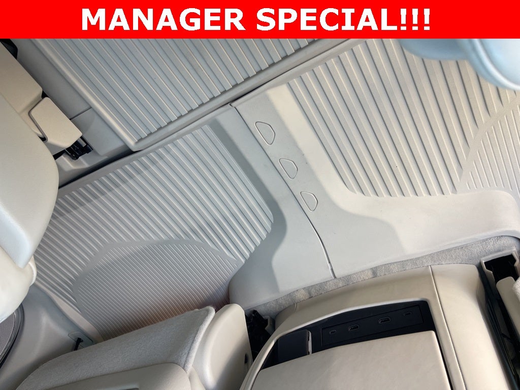 2025 Cadillac Escalade ESV Sport Platinum