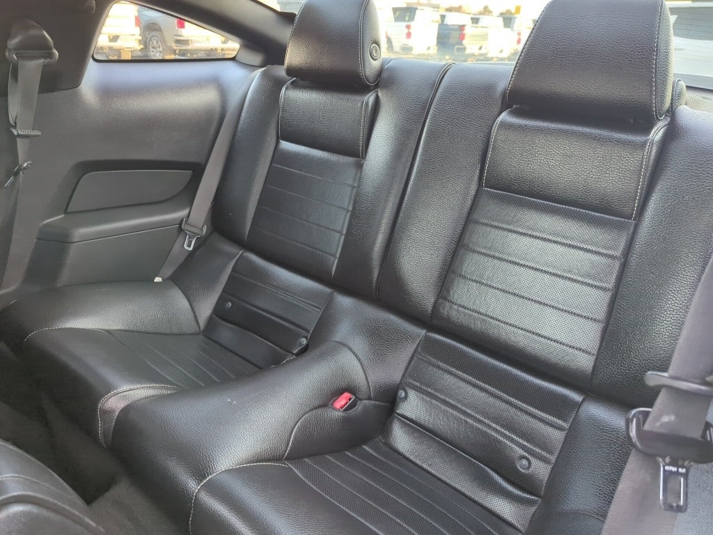 2012 Ford Mustang V6 Premium