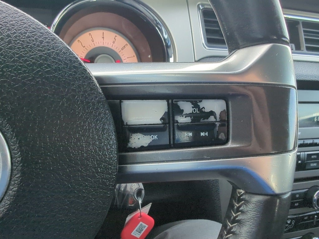 2012 Ford Mustang V6 Premium