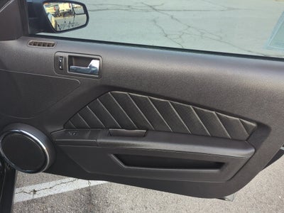 2012 Ford Mustang V6 Premium