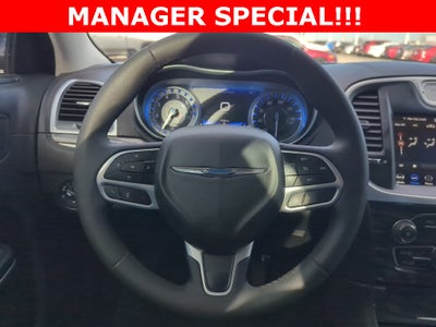 2022 Chrysler 300 Touring