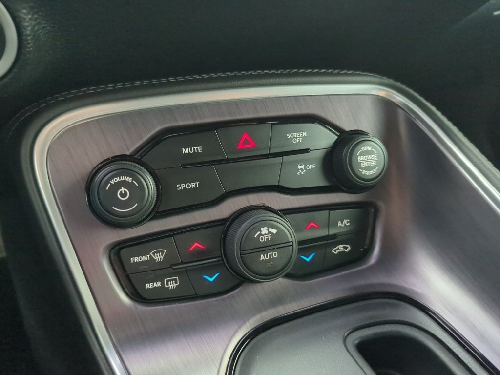 2018 Dodge Challenger SXT