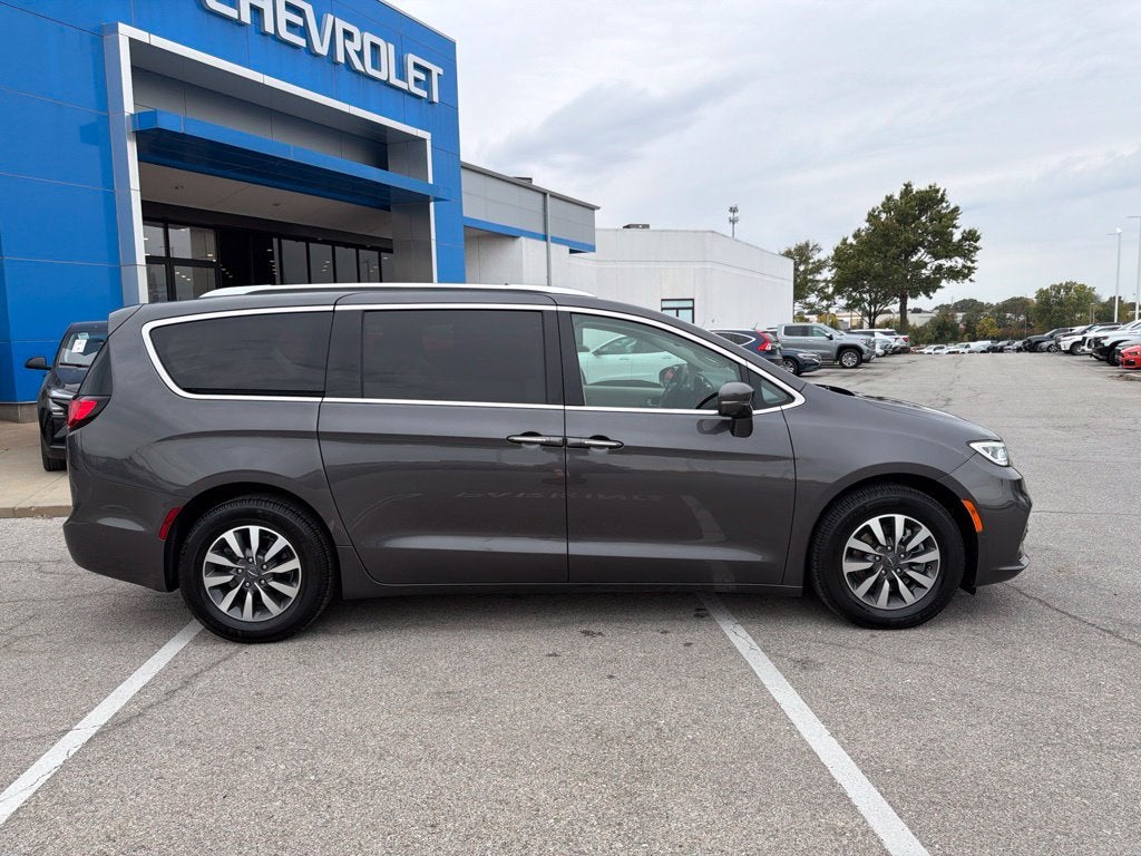 2021 Chrysler Pacifica Hybrid Touring L