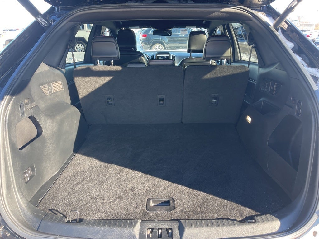 2022 Ford Edge ST Line