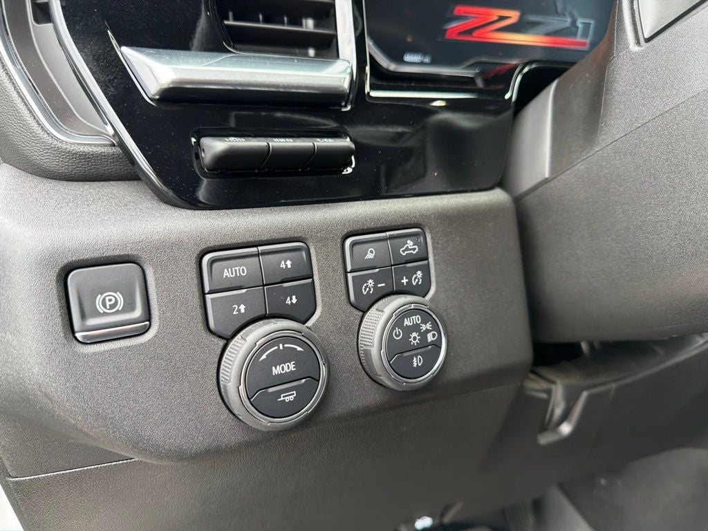 2025 Chevrolet Silverado 2500HD LTZ