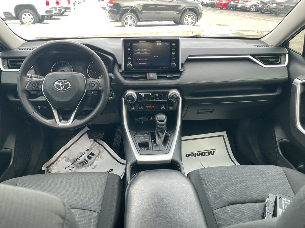 2020 Toyota RAV4 XLE