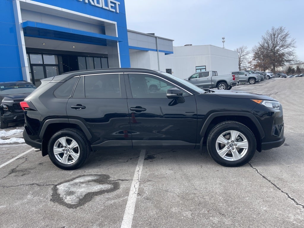 2020 Toyota RAV4 XLE