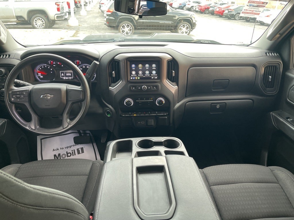 2022 Chevrolet Silverado 1500 Custom Trail Boss