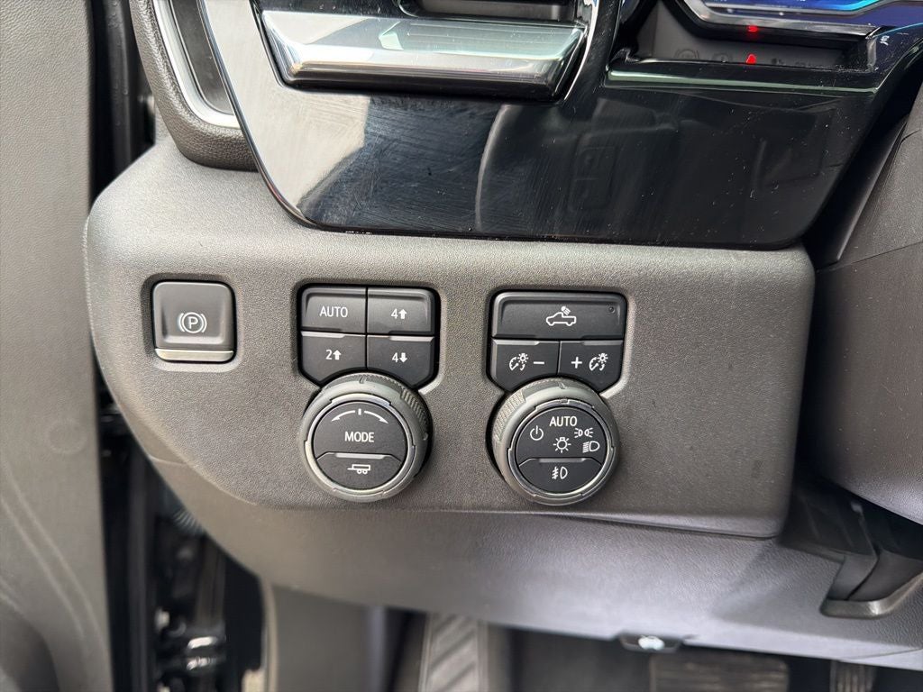2022 Chevrolet Silverado 1500 LT Trail Boss