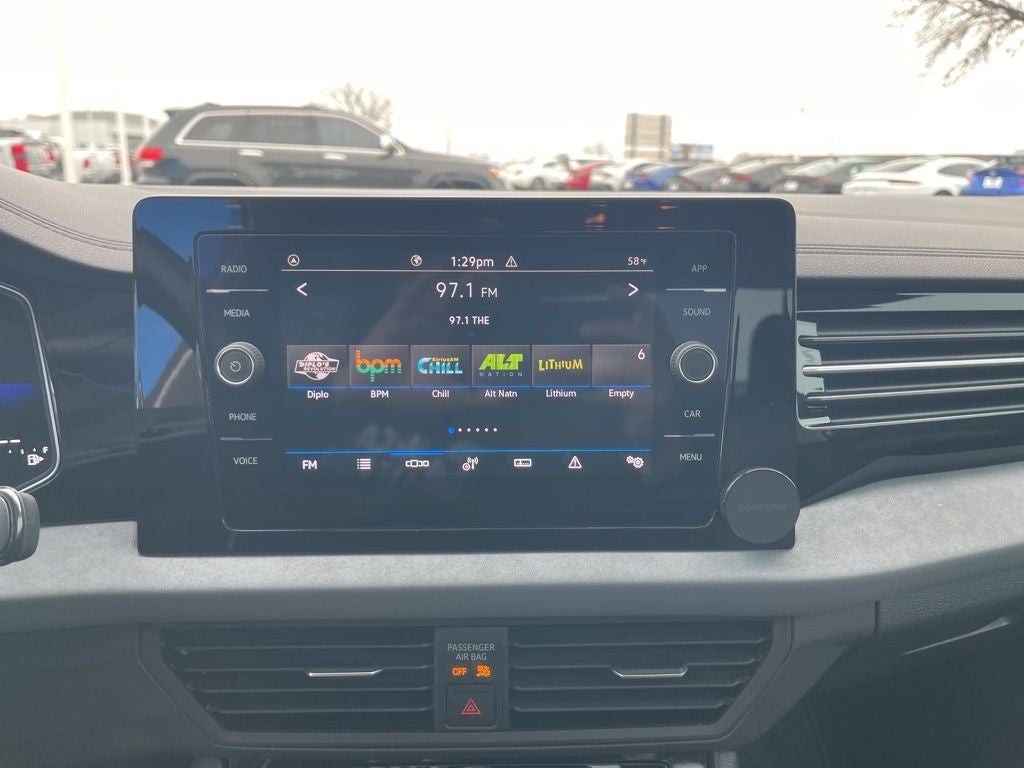 2025 Volkswagen Jetta 1.5T SE