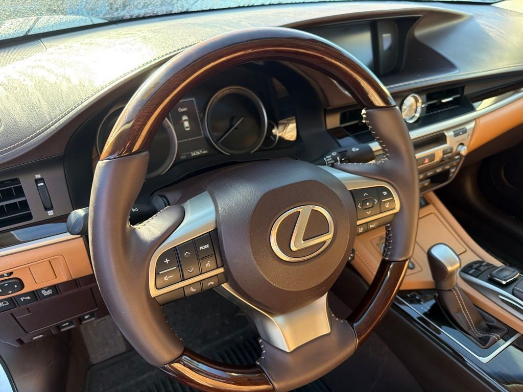 2016 Lexus ES 350