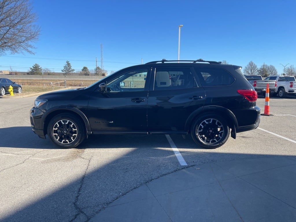 2020 Nissan Pathfinder SL Rock Creek Edition