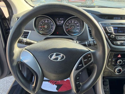 2014 Hyundai Elantra SE