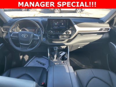 2022 Toyota Highlander Hybrid XLE