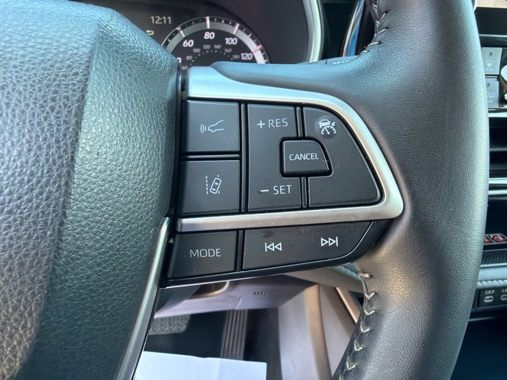 2025 Toyota Highlander XLE