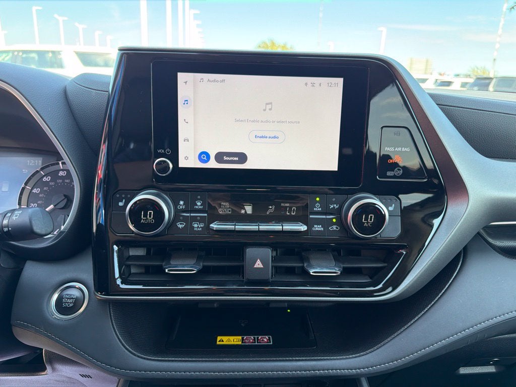 2025 Toyota Highlander XLE
