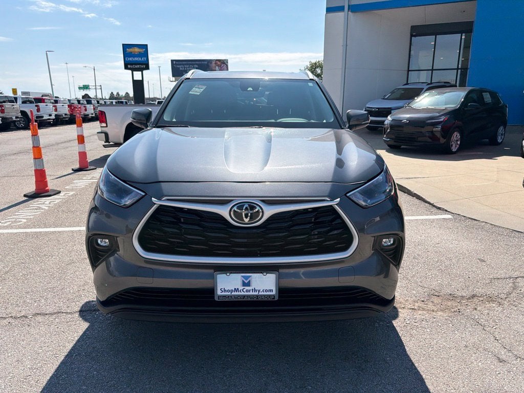 2025 Toyota Highlander XLE