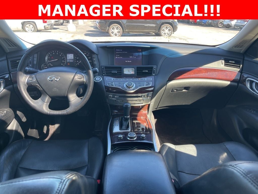 2016 INFINITI Q70L 3.7X