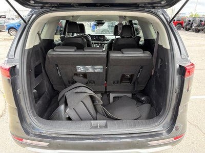 2022 Kia Carnival LXS